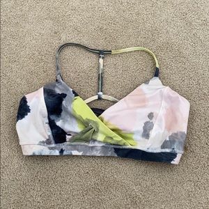 Lululemon sports bra